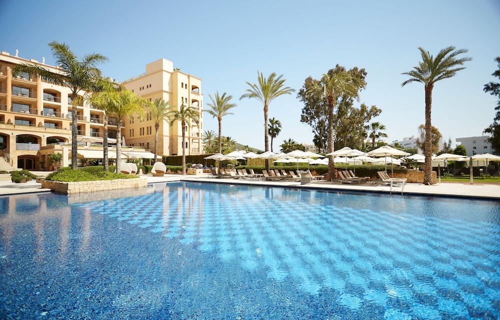 Insotel Fenicia Prestige Suites & Spa Santa Eularia des Riu Exteriör bild